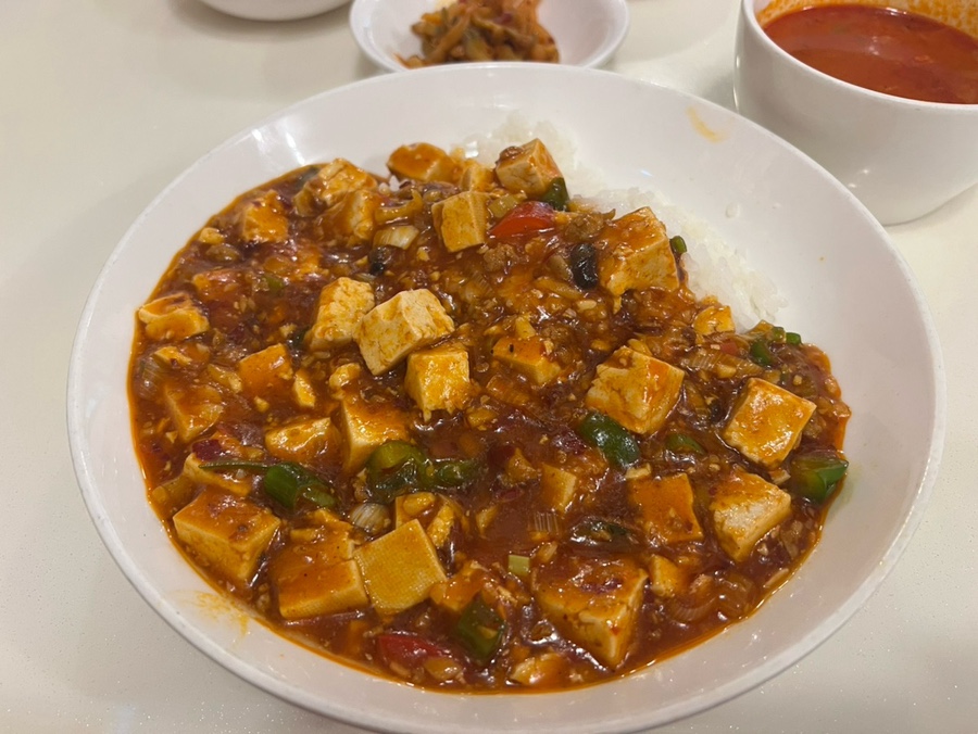 동천홍 사진 2