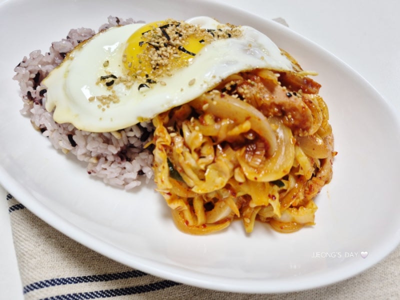 양배추 요리, 양배추 계란 덮밥 만드는 법, 맛있는 양배추 계란 덮밥 레시피, 주말 간단한 한 ....