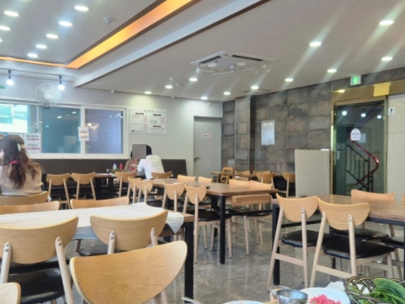 돌샘횟집 사진 4