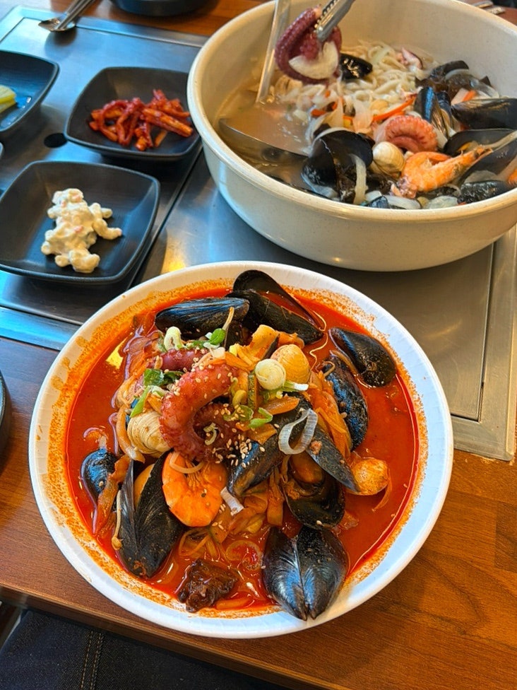 태안 신두리 맛집 돌문어해물 짬뽕 칼국수 애견동반
