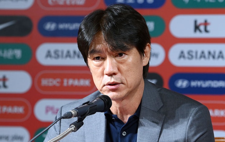 <b>남아공전</b> 한국 축구 <b>선발</b> 라인업... 손흥민, 옌스, 조규성 <b>제외</b>