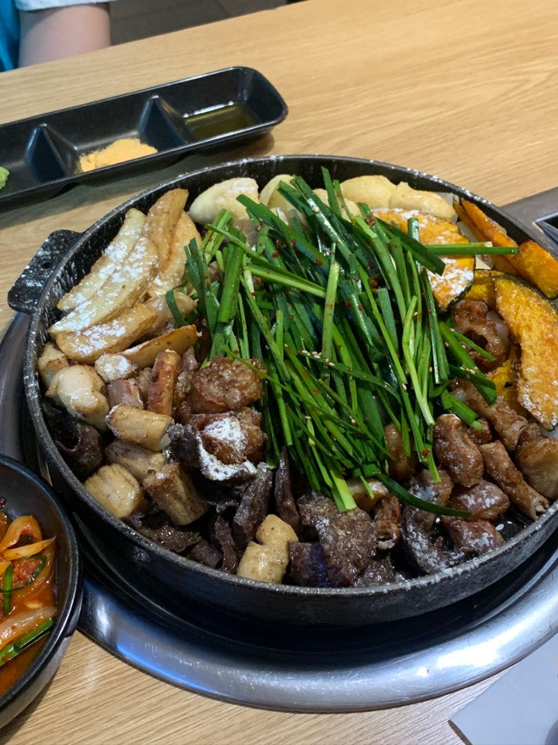 왕십리 소곱창 맛집 | 한양대 왕십리 맛집 @혜원소곱창 소곱창모둠구이 후기