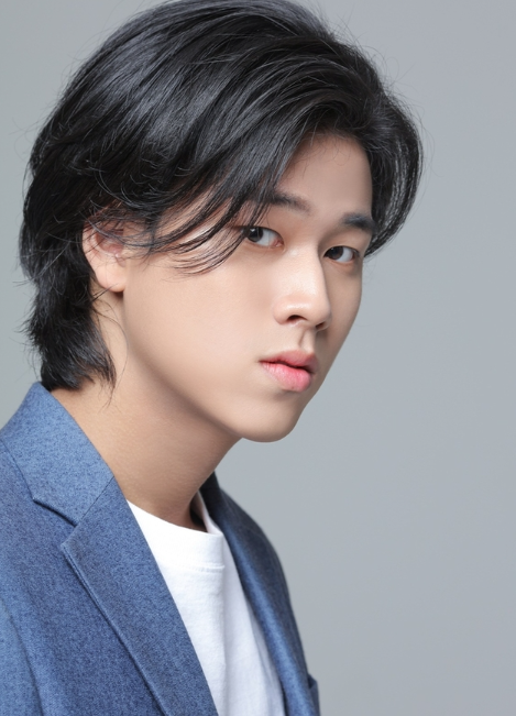 “‘신호등’ 대박 터졌는데 1년째 무정산” 이무진 20억대 소송에 빅플래닛메이드엔터가 밝....