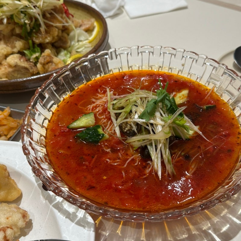 부산 신세계 맛집┃차이 딤섬앤누들바 소룡포 마라토마토중화냉면 레몬고추유린기 마늘쫑....