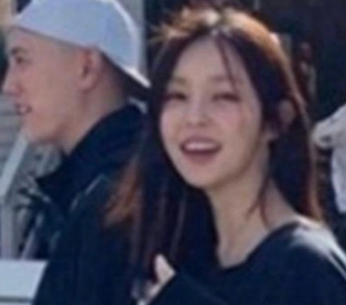 JTBC 1800대 1 뚫은 간판 아나운서의 선택…조수애, 두산가 13살 연상과 초고속 결혼 후 8년의 기....