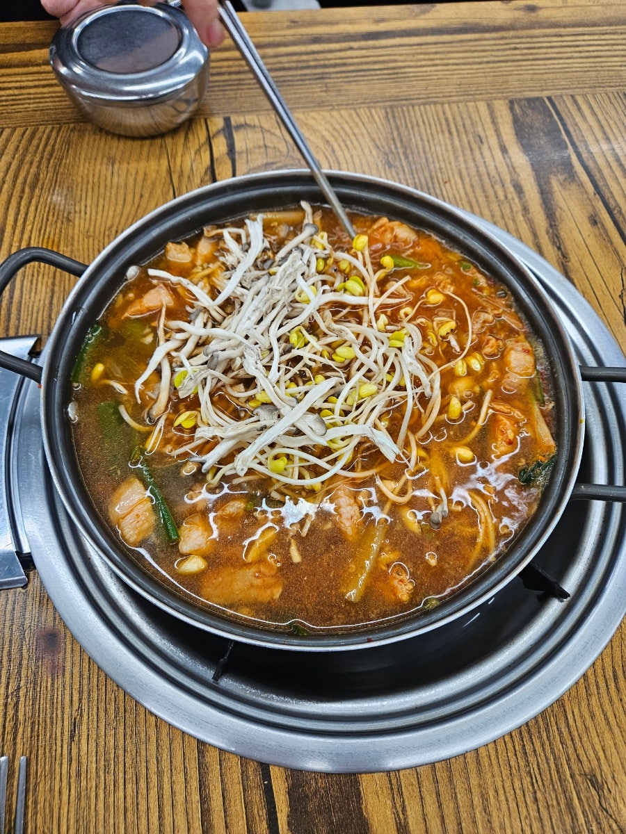 와촌식당 진량2호점 사진 4