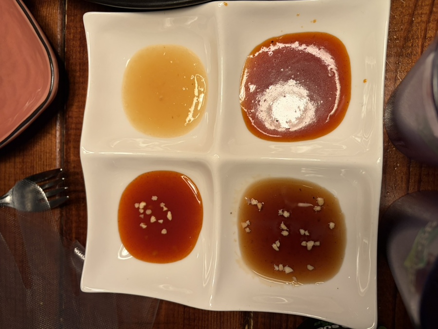 아웃닭 전북대점 사진 6
