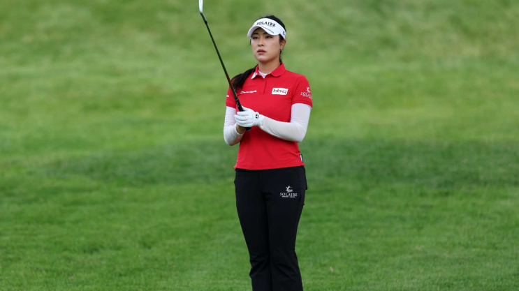 [LPGA 소식] "대망의 9언더파!" <b>윤이나 프로</b>, 2026 KPMG... 