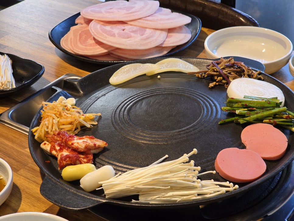 삼풍 솥뚜껑 냉삼 경산영대점 사진 4