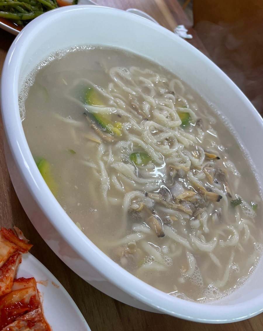 어머나바지락손칼국수 사진 6