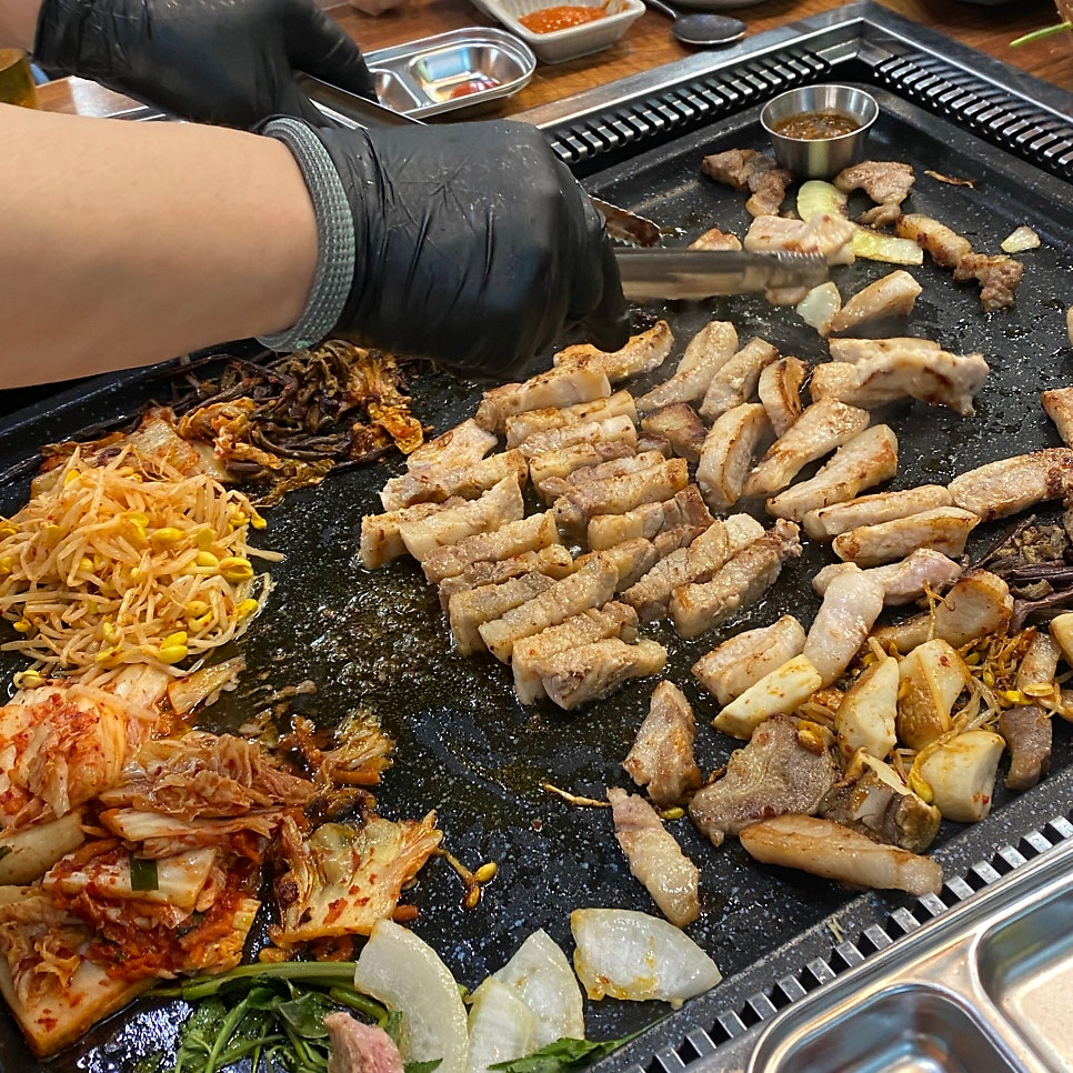 Tamnaseokgi Singiljeom photo 1