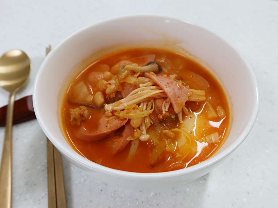 땅스부대찌개 고읍점 사진 1