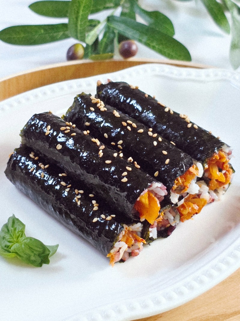 재료는 초간단 맛은 역대급! 참치 김치볶음 꼬마김밥 만들기, 주말 메뉴 고민 끝!