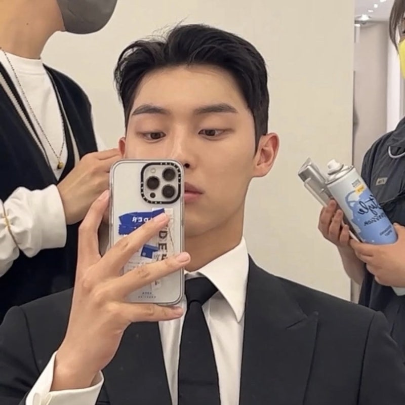 맨 끝줄 소년 최현욱 프로필｜야구선수의 꿈을 접고 가장 빠르게 톱배우가 된 이유