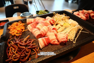 용봉동고기집 광주북구맛집 지글대패삼겹살 광주용봉점 무제한 야채 셀프바