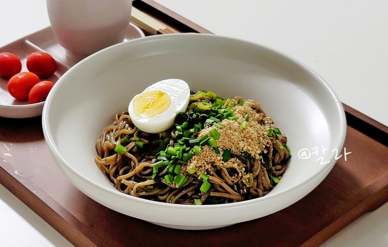 누가 만들어도 맛있는 들기름 막국수 레시피 쯔유 소스 메밀국수 만들기