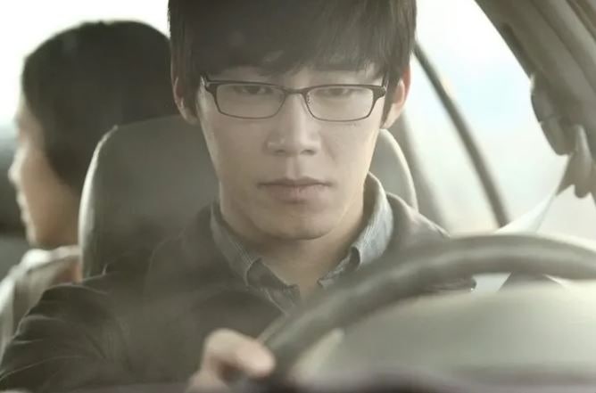 "남자가 봐도 멋있고, 여자가 봐도 멋있는 배우" 김무열 출연작 은교 연기를 얼마나 잘하길래
