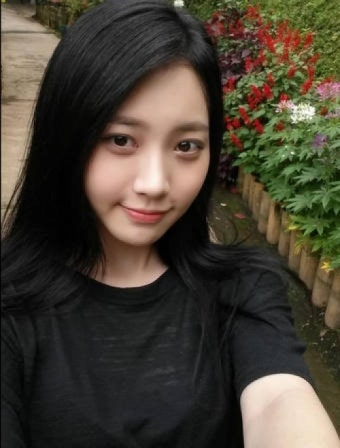 “사진 한 장으로 기획사 60곳 러브콜”... 울산 얼짱에서 걸그룹, 그리고 배우까지 된 여자 ....