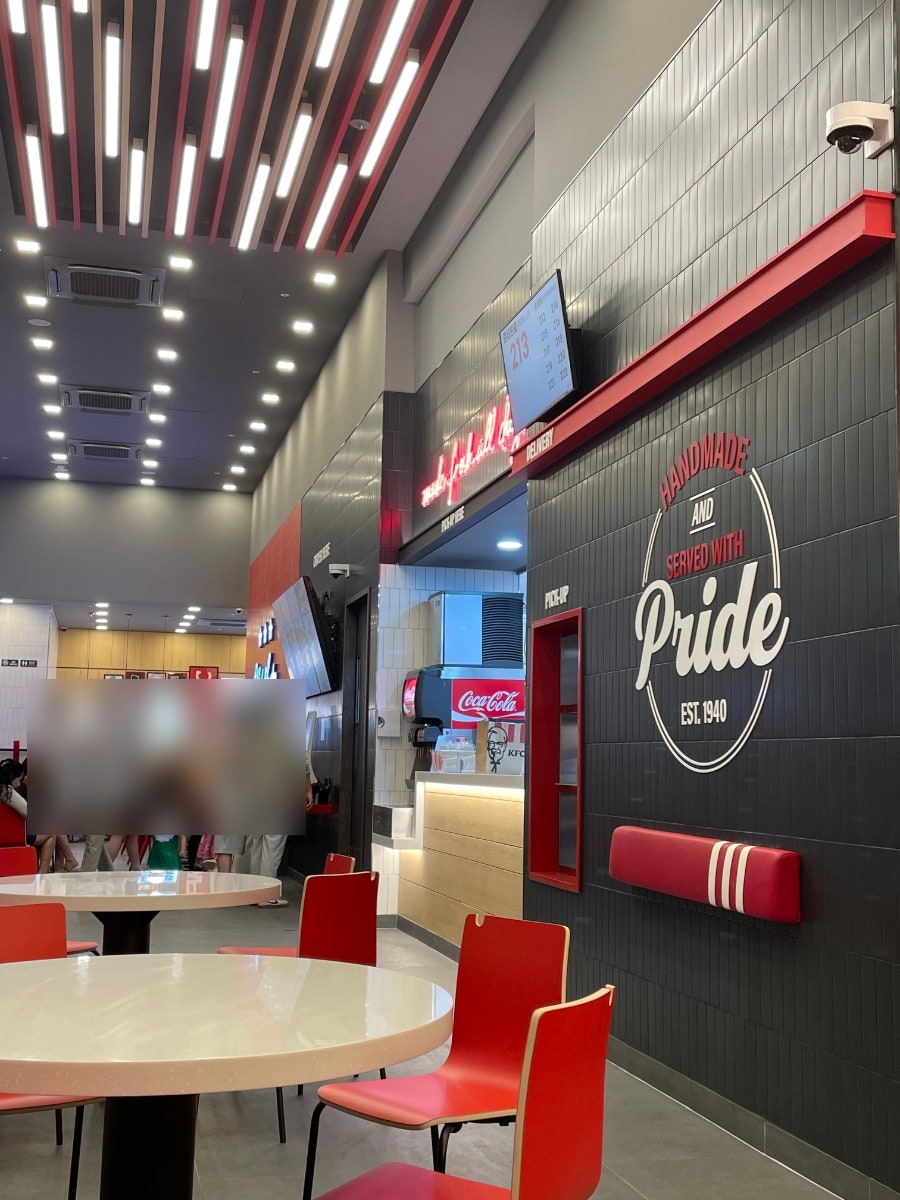 KFC 평택고덕점 사진 2