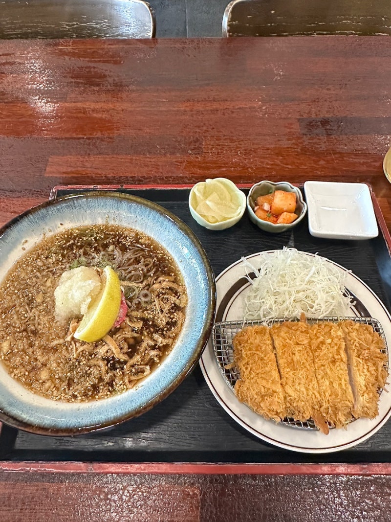 부산 범일동 블루리본 돈까스, 모밀 맛집 가가와 웨이팅, 메뉴