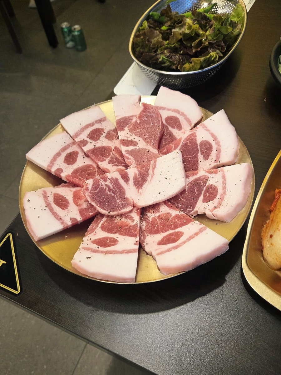 삼겹식당 중앙역 사진 3