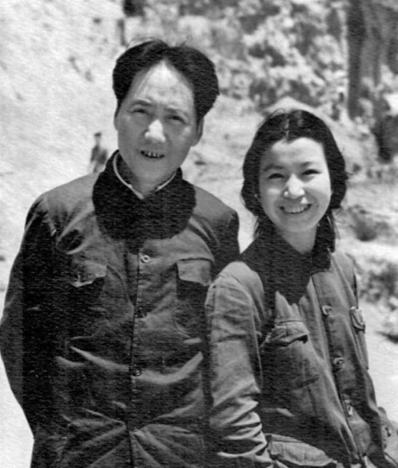 앉으세요!명령한 18살 여대장…아이 5명을 잃고 정신병원에 갇힌 마오쩌둥의 아내 허쯔전 (하....