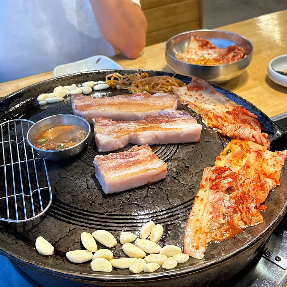 무쇠삼겹 사진 6