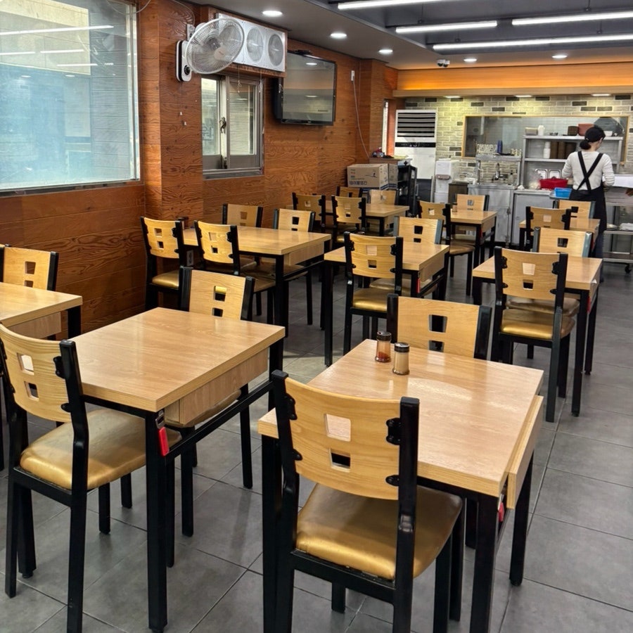 영진돼지국밥 남구청점 사진 3