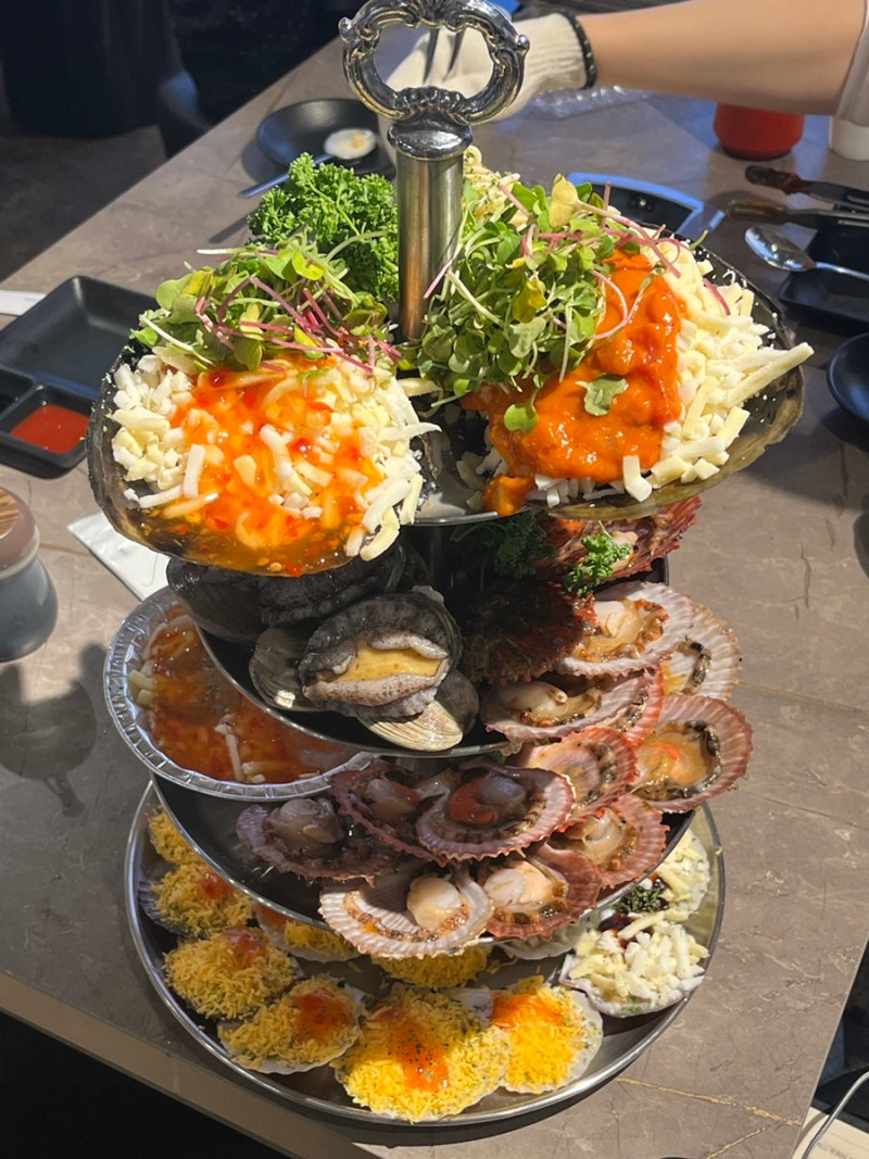 대천해수욕장 조개구이 맛집 | 청년조개 대천직영점 3단 가리비타워 & 명품 키조개 삼합 한상....