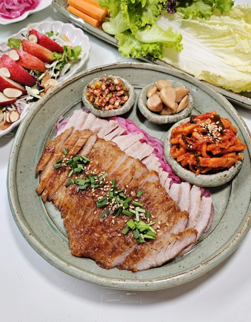 항정살 수육 만들기 감칠맛 최고 항정살 간장 수육 레시피