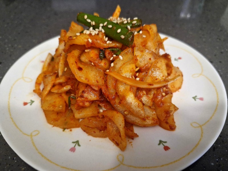 노각/늙은오이무침/노각나물/매콤달콤레시피!