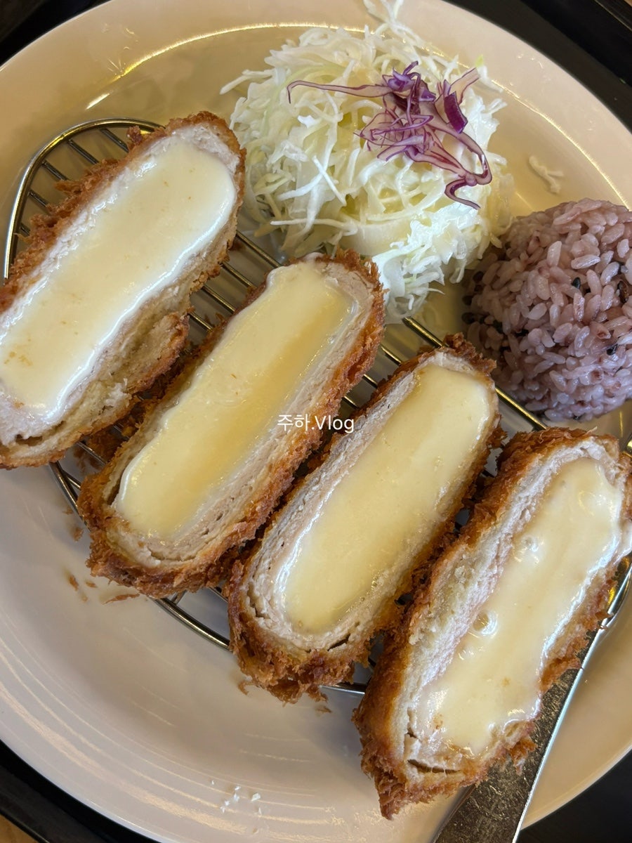 홍익돈까스 울산삼산점 사진 5