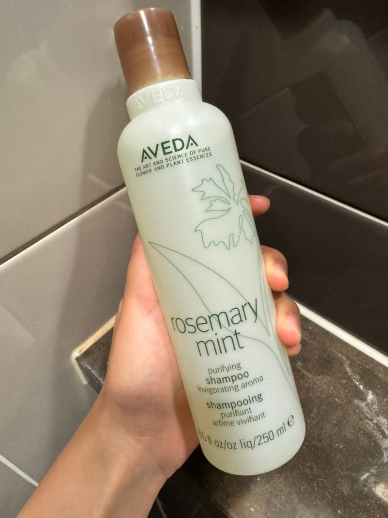 여름 샴푸 은은한 쿨링효과 아베다 샴푸 로즈메리 민트 퓨리파잉 250ml 사용 후기
