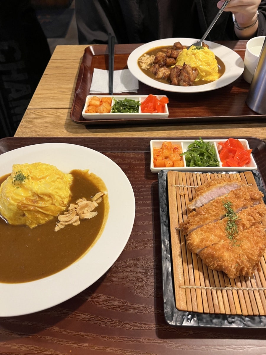 토모토카레 홍대점 사진 1
