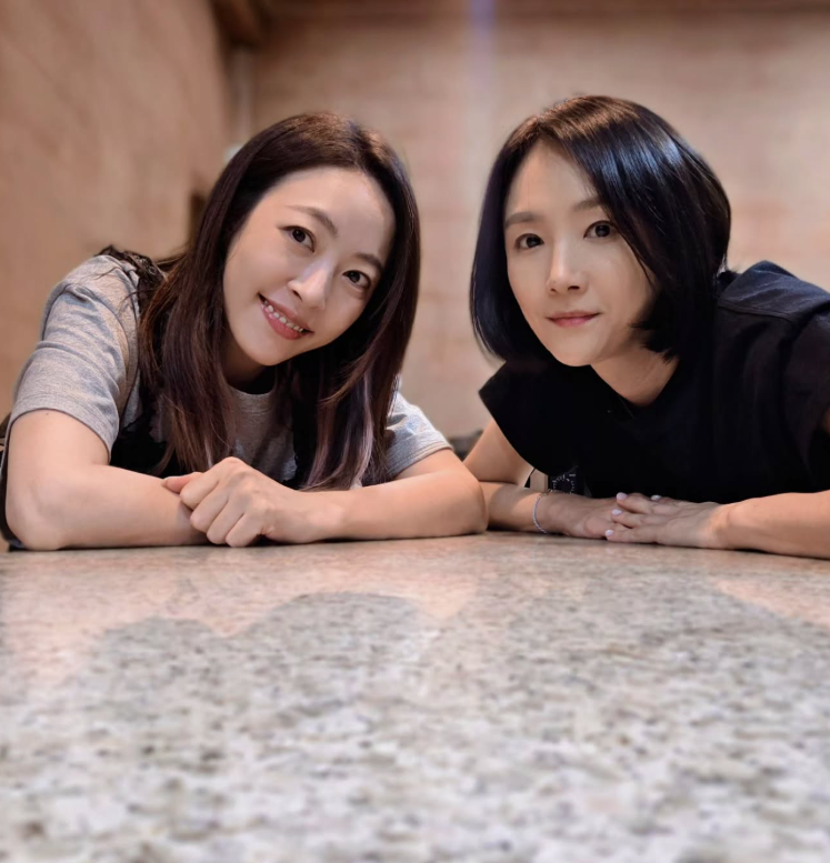베이비복스 이희진 근황, 심은진과 첫 여행 공개..과거 데이트 폭력·감금 피해 고백 재조명