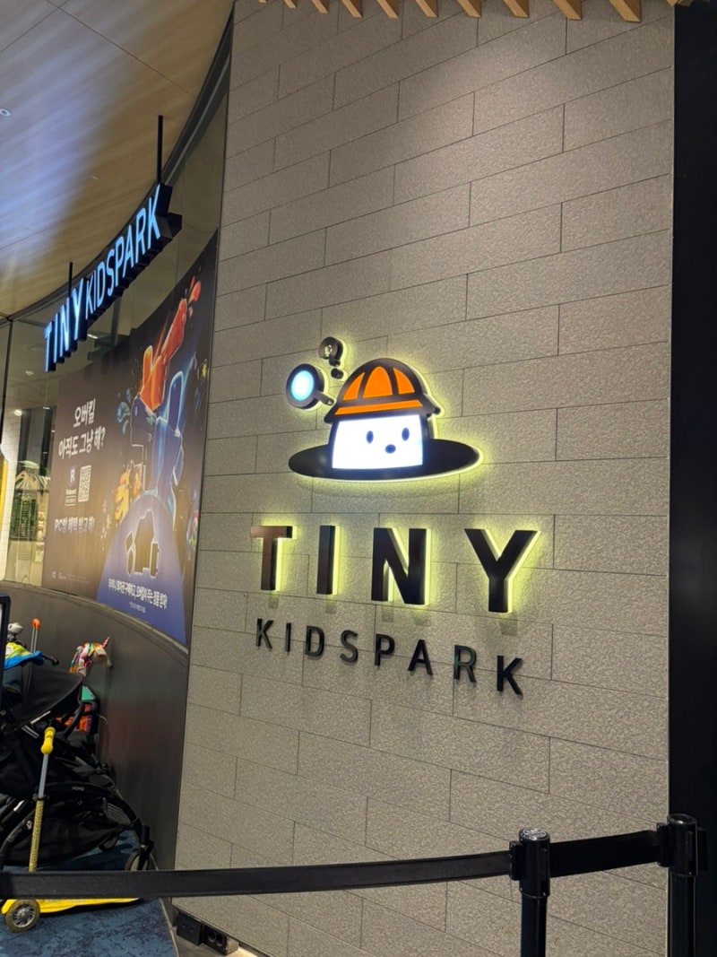 Recommended Kids Cafe for 7-Year-Olds in Yongin Suwon: Tiny Kids Park at Lotte Mall Suji