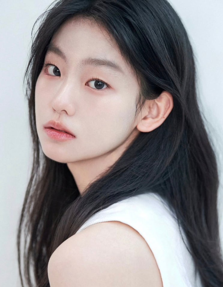 “아빠 구해줘” <b>서수민</b>... 소지섭 딸로 대박 터진 신인 <b>배우</b>