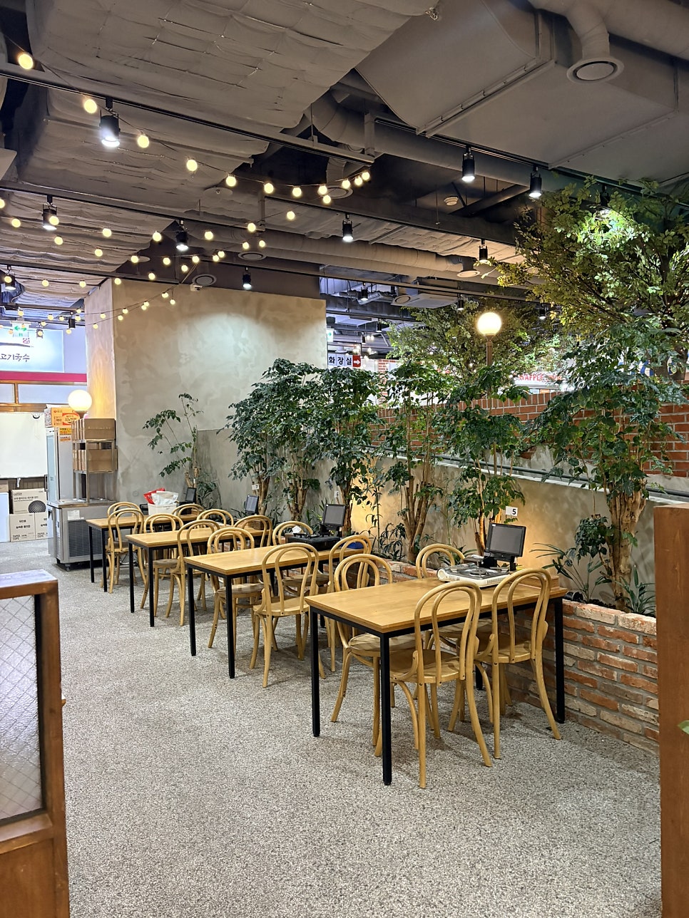 만월회관 메리그라운드향동점 사진 5