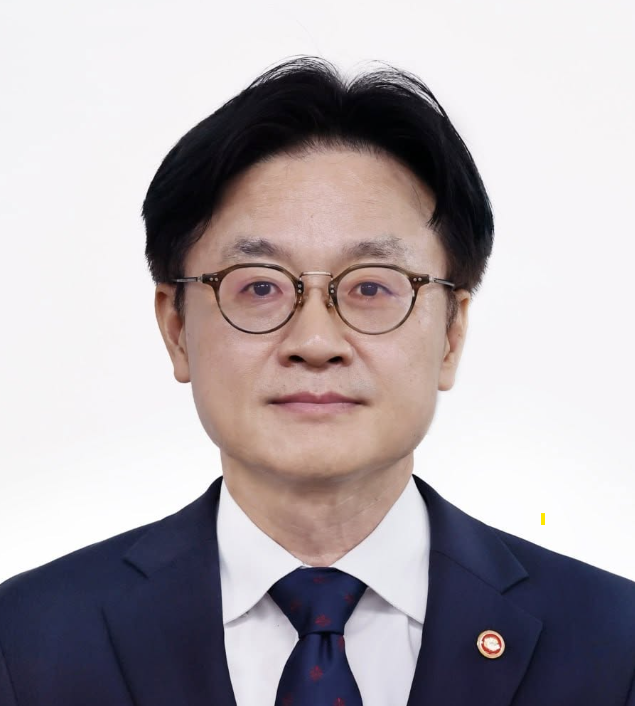 김정관 산업부 장관 "반도체 <b>투자</b> 기업 결정 존중…정부가... 