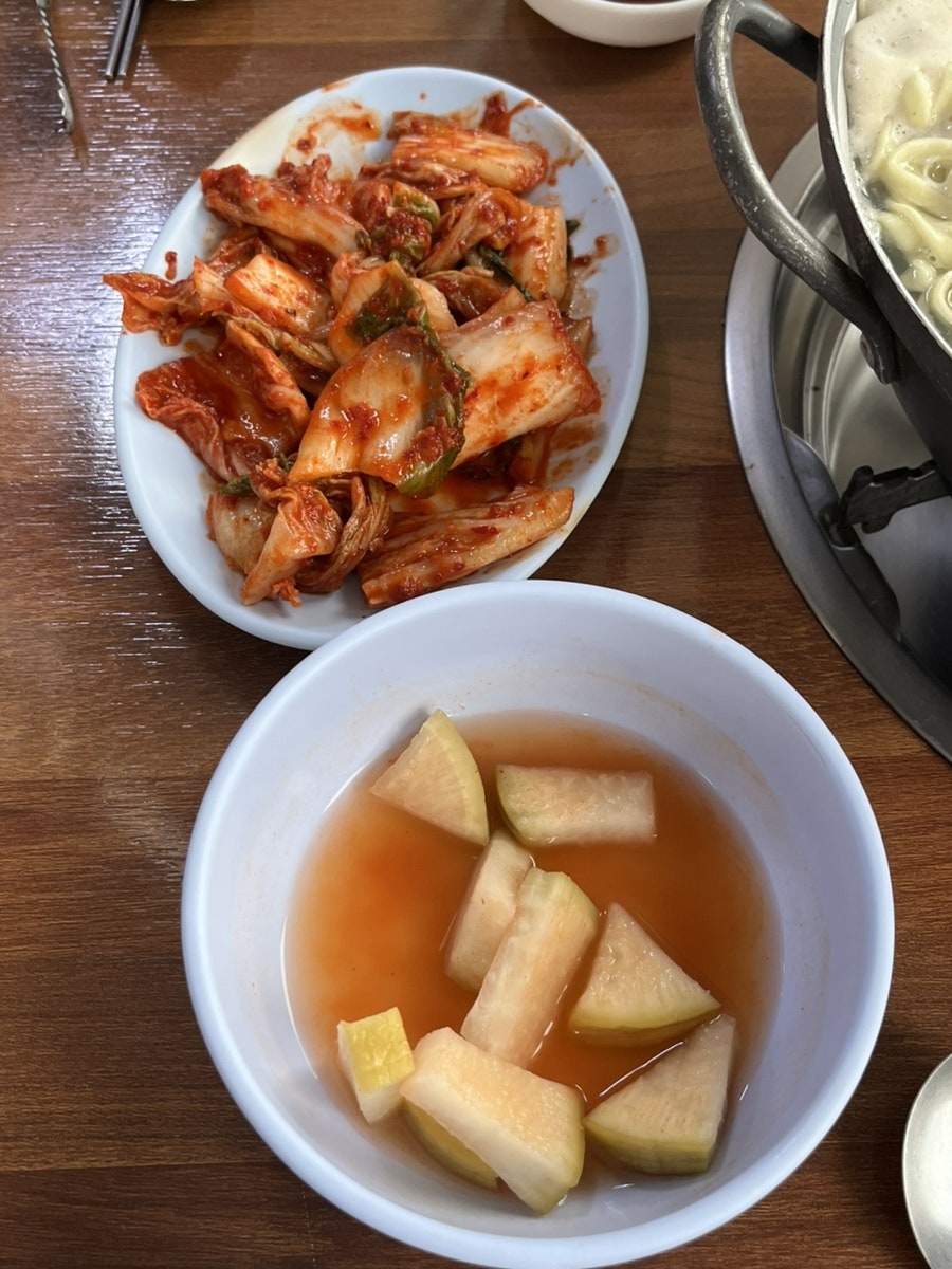 삿갓봉 뽕잎해물칼국수 사진 5