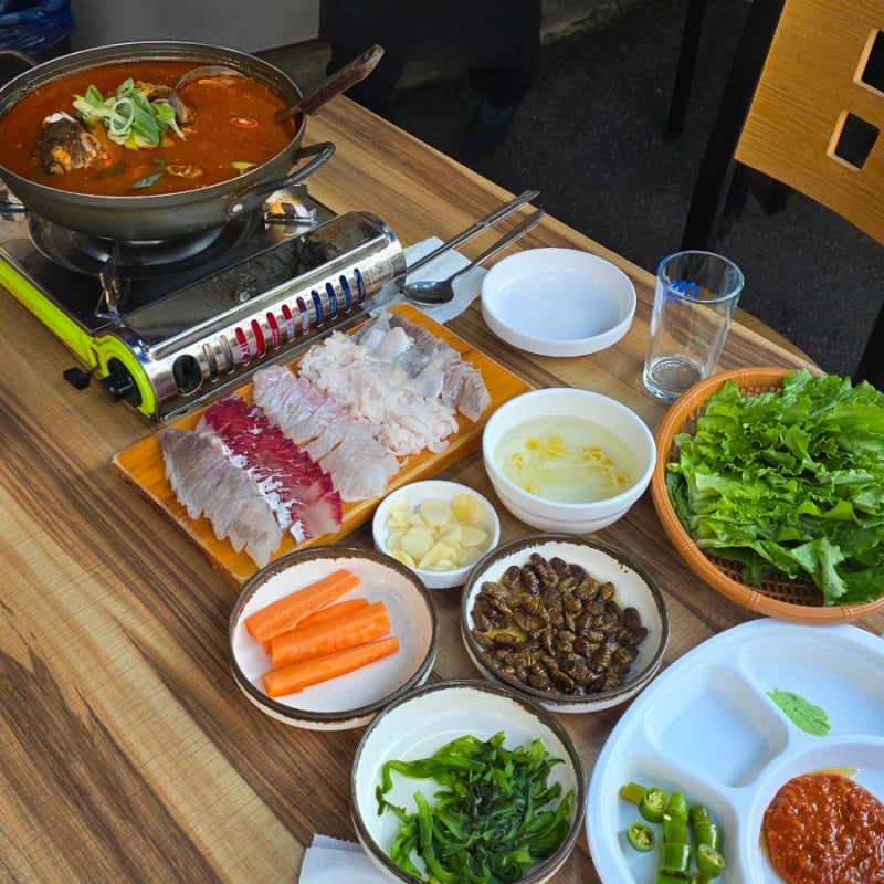광주 회 맛집 말바우시장 득량만횟집, 웨이팅도 감수하는 가성비 모듬회