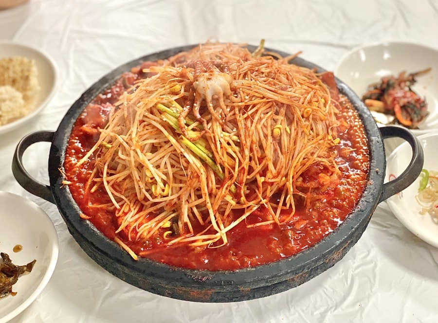 번지농장돌판아구찜 부안점 사진 1