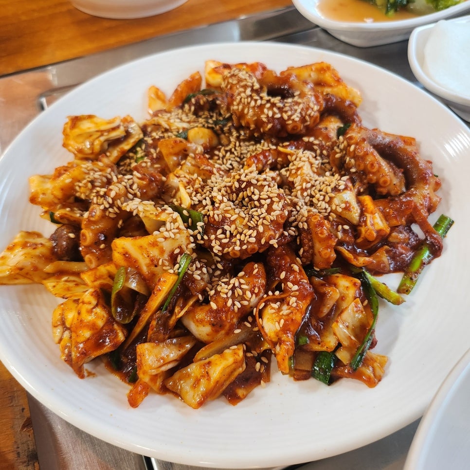 이미견 밥엔 낙지볶음 양덕원점 사진 5