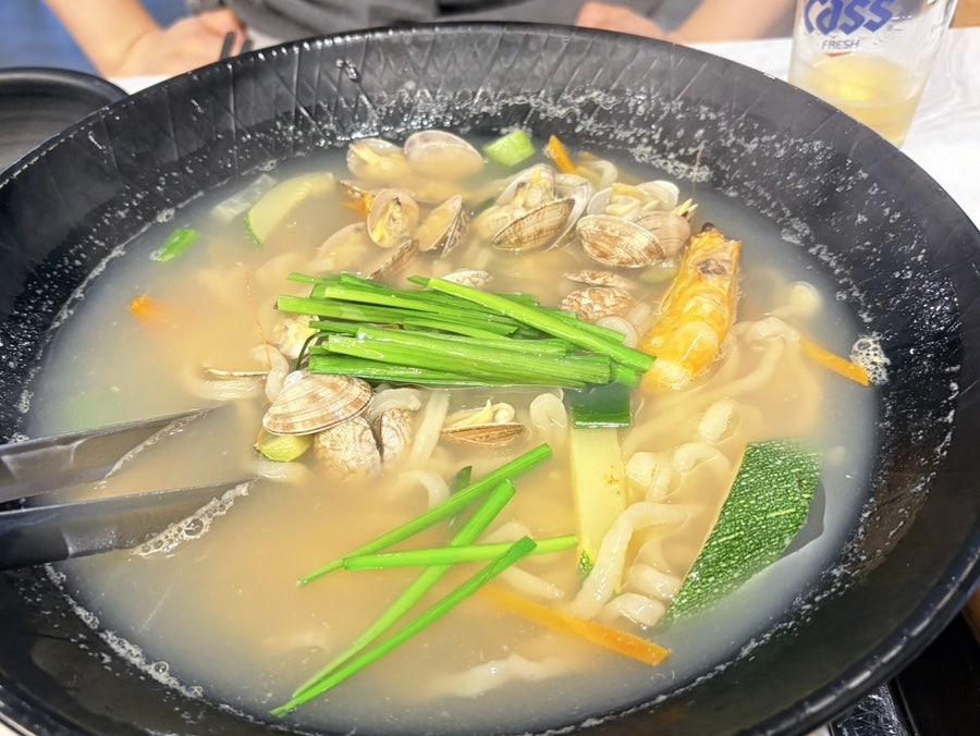 대덕골 보쌈칼국수 수원직영점 사진 6