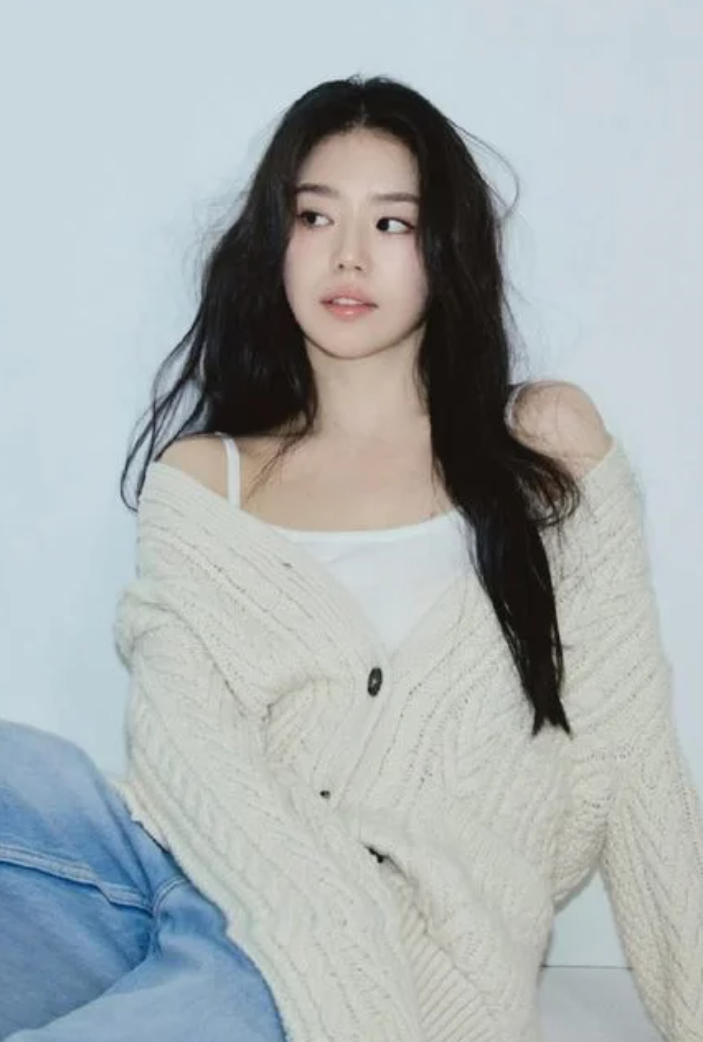 "완전 딴 사람 됐네" 조혜정, 성형 없이 '7kg 감량'으로 완성한 역대급 청순 걸그룹 미모 새 프....