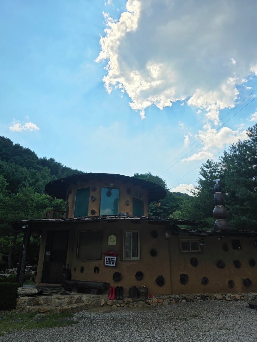 산골흙집 사진 2