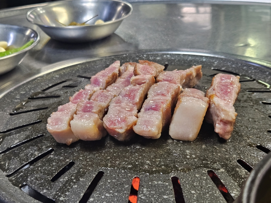 땡땡이 양철집 사진 1
