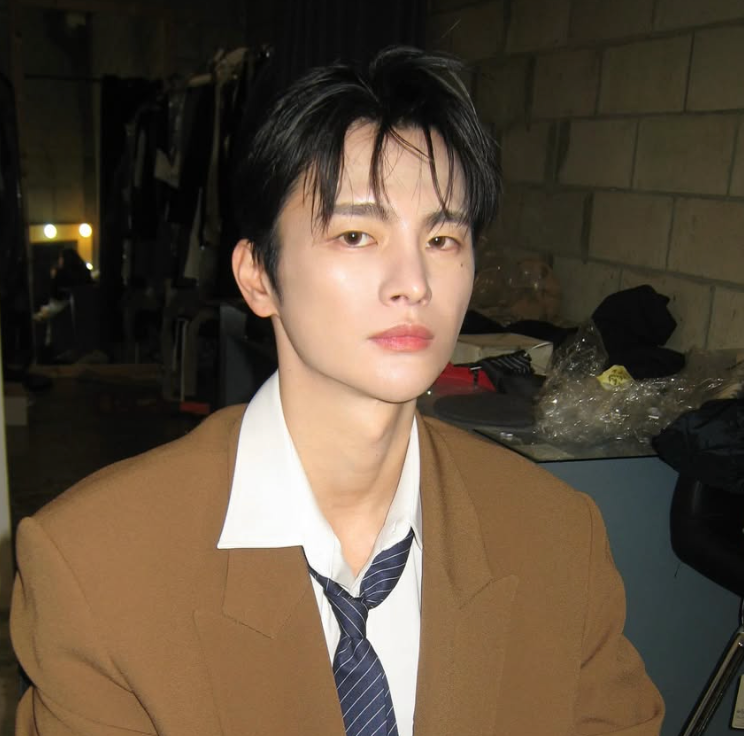 서인국 문신 헤어 남자 드롭컷, 여자들이 무조건 뒤돌아보는 한 끗 차이