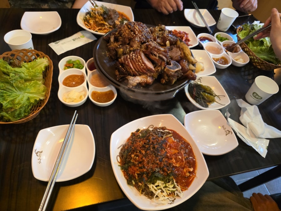 화덕에통째로구운족발 연천점 사진