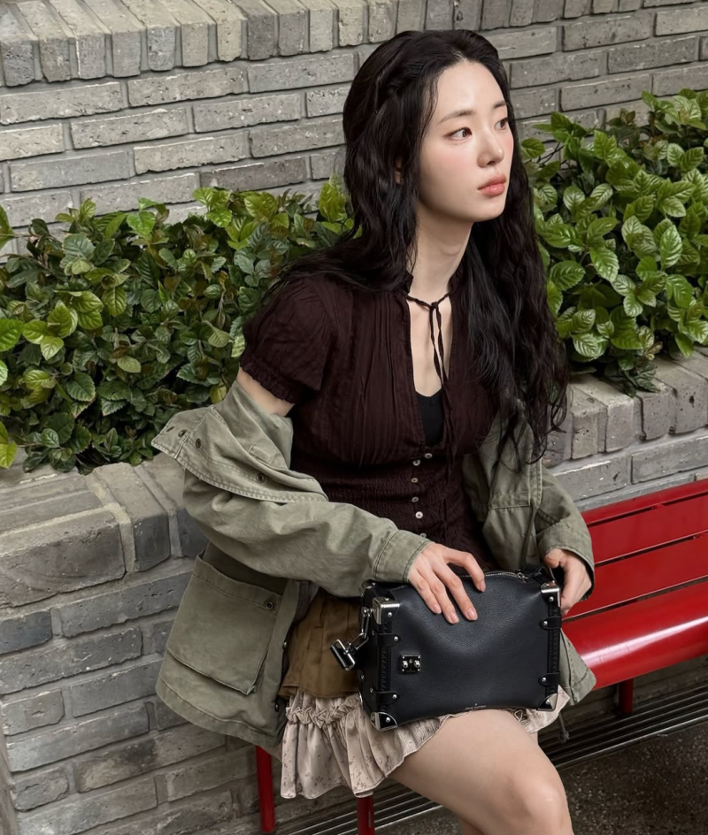 신시아 블라우스 어디꺼야 ? 자라 4만원대 블라우스입니다